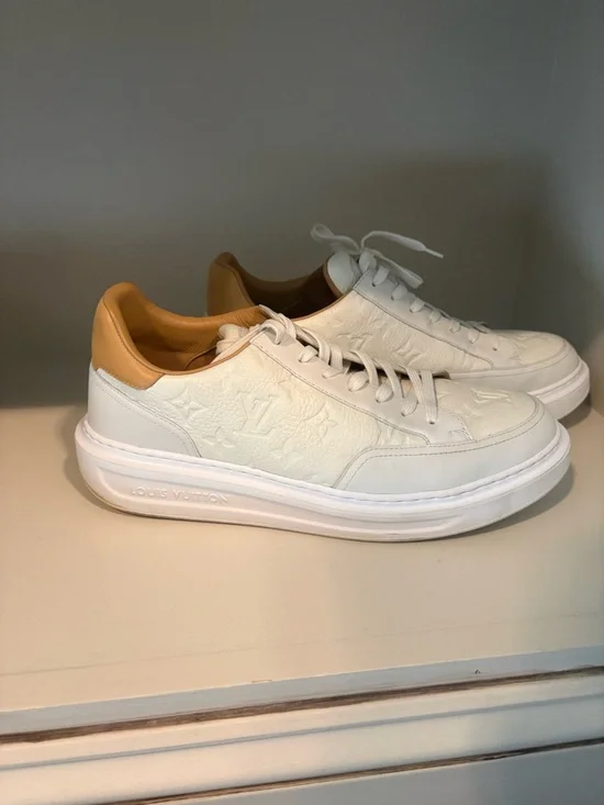 White Mens Louis Vuitton Leather Low-Top Sneakers - Luxury Embossed Design - Picture 2 of 6